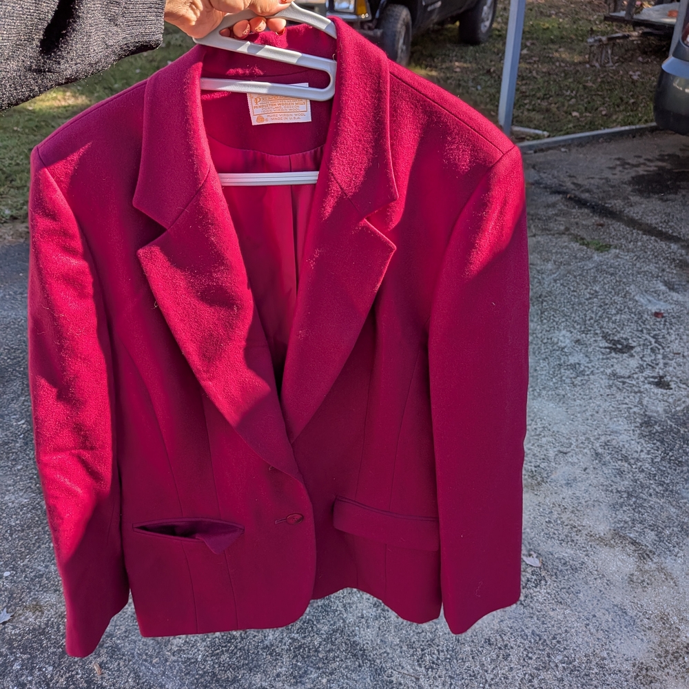 Pendleton Women's Fuchsia Blazer